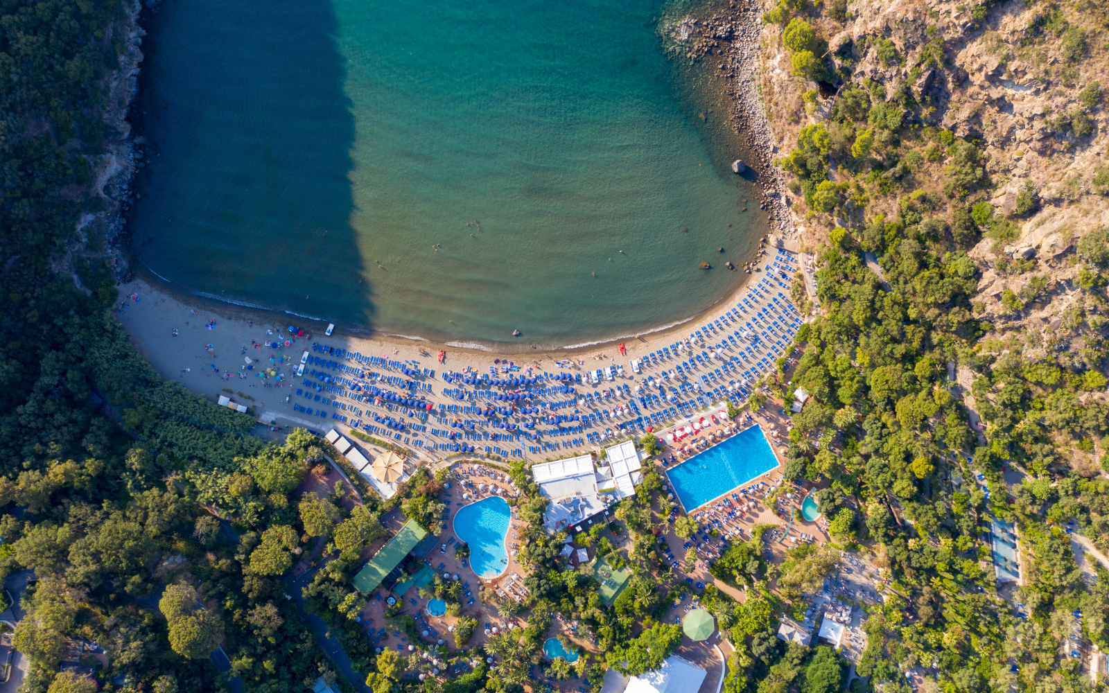 Vista aerea del Parco Termale di Negombo a Ischia